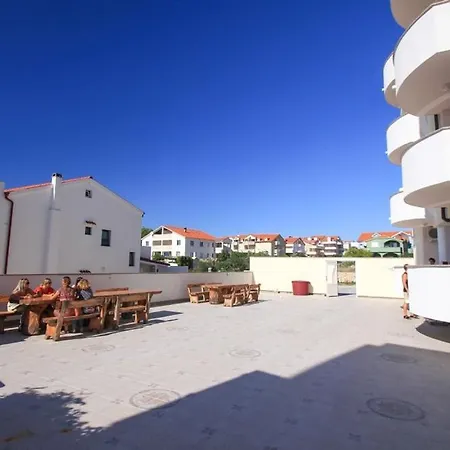 Dubrovnik Two 公寓式酒店 3*