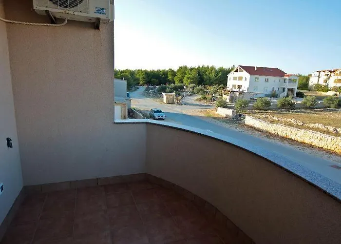 Dubrovnik Two 포블랴나