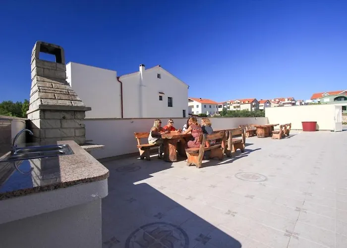 Dubrovnik Two 포블랴나